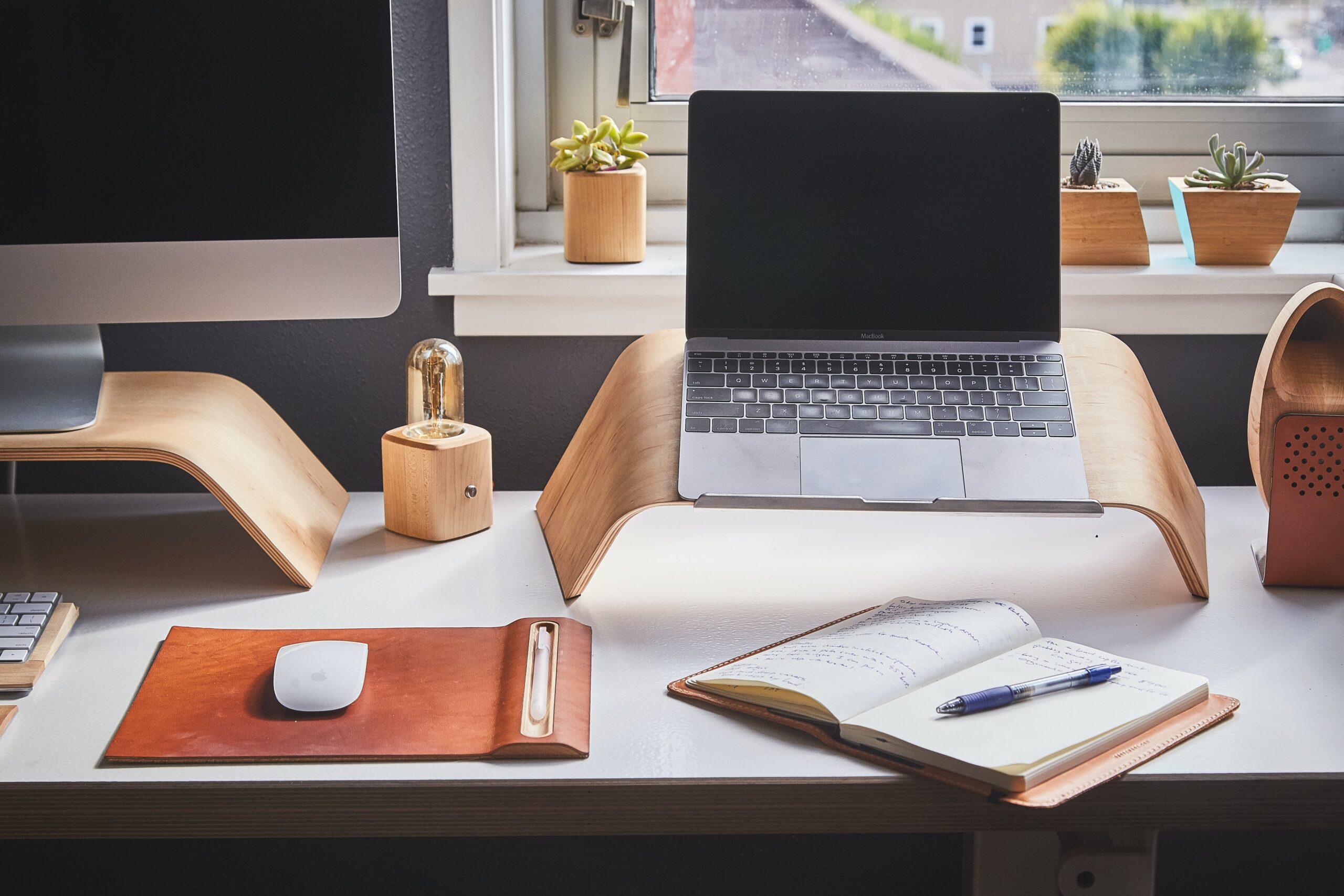 5 cheap ways to upgrade your home working station